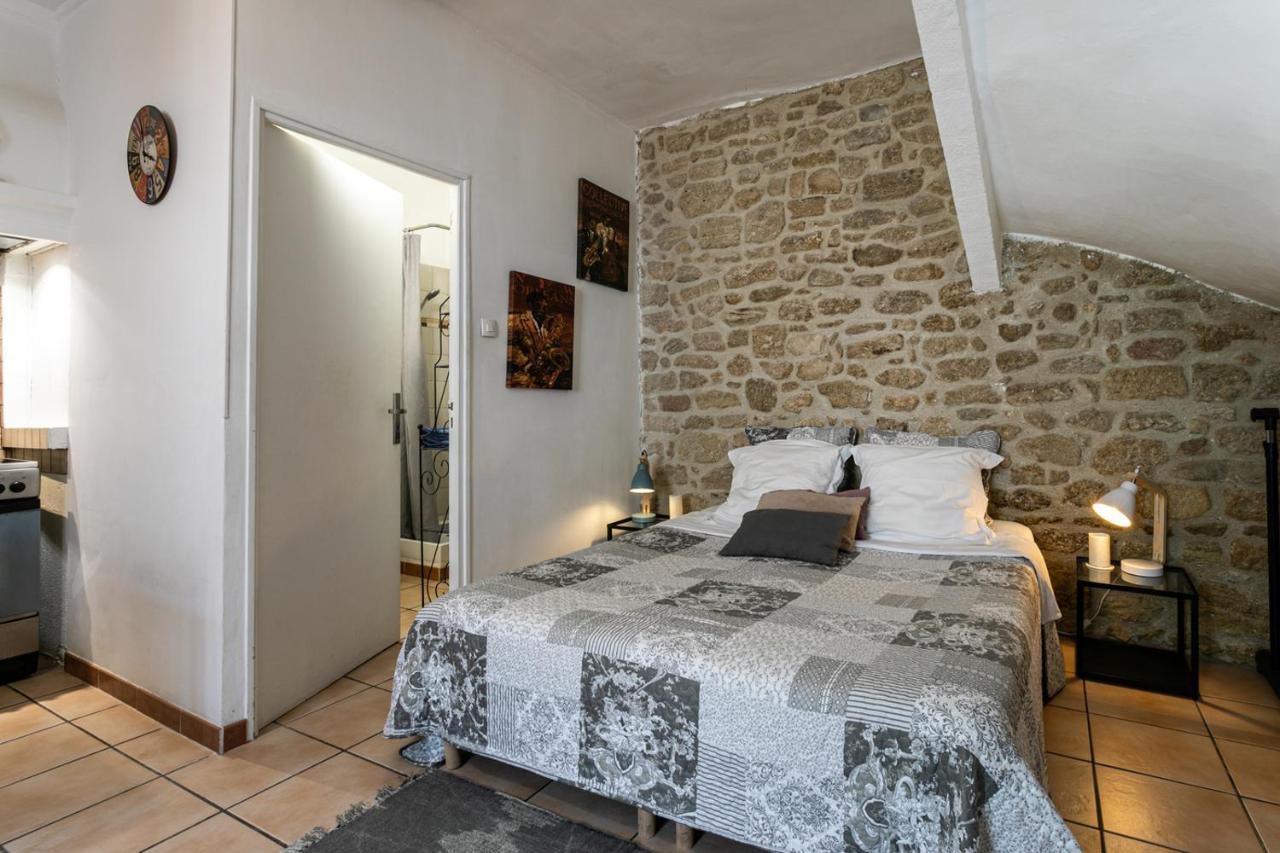 Apartment Au Coeur Du Vieux Village Saint-Chamas
