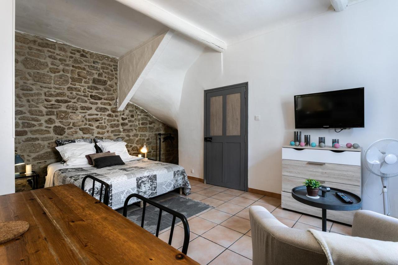 Au Coeur Du Vieux Village Saint-Chamas