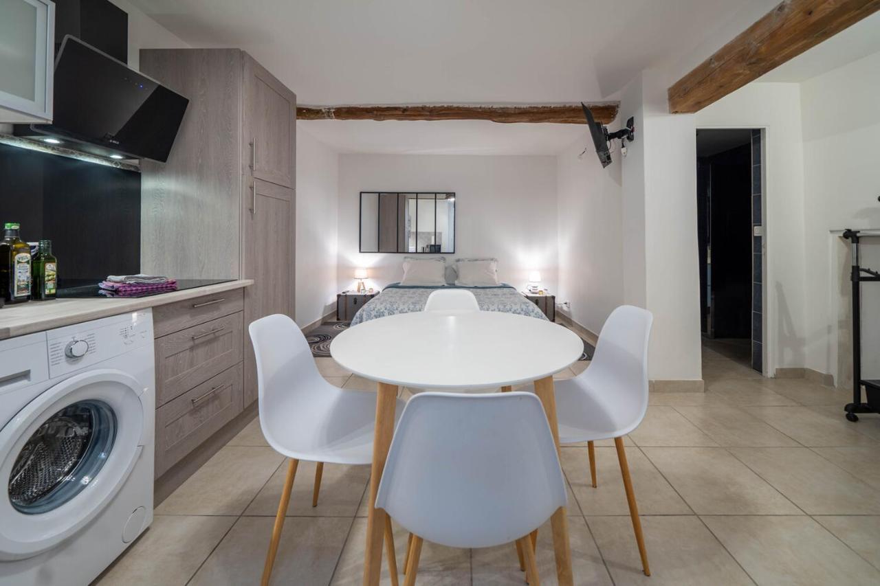 Au Coeur Du Vieux Village Apartment Saint-Chamas