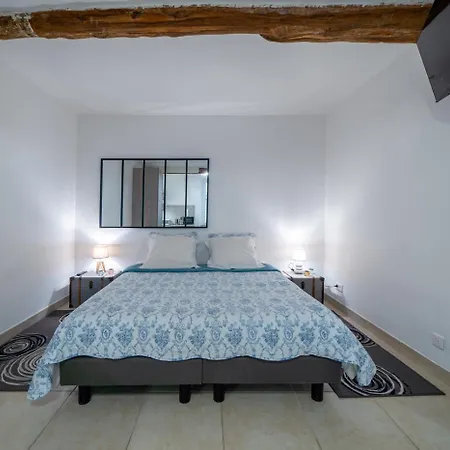 Au Coeur Du Vieux Village Saint-Chamas Zimmer foto