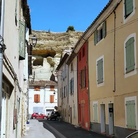 Au Coeur Du Vieux Village Saint-Chamas Exterior foto